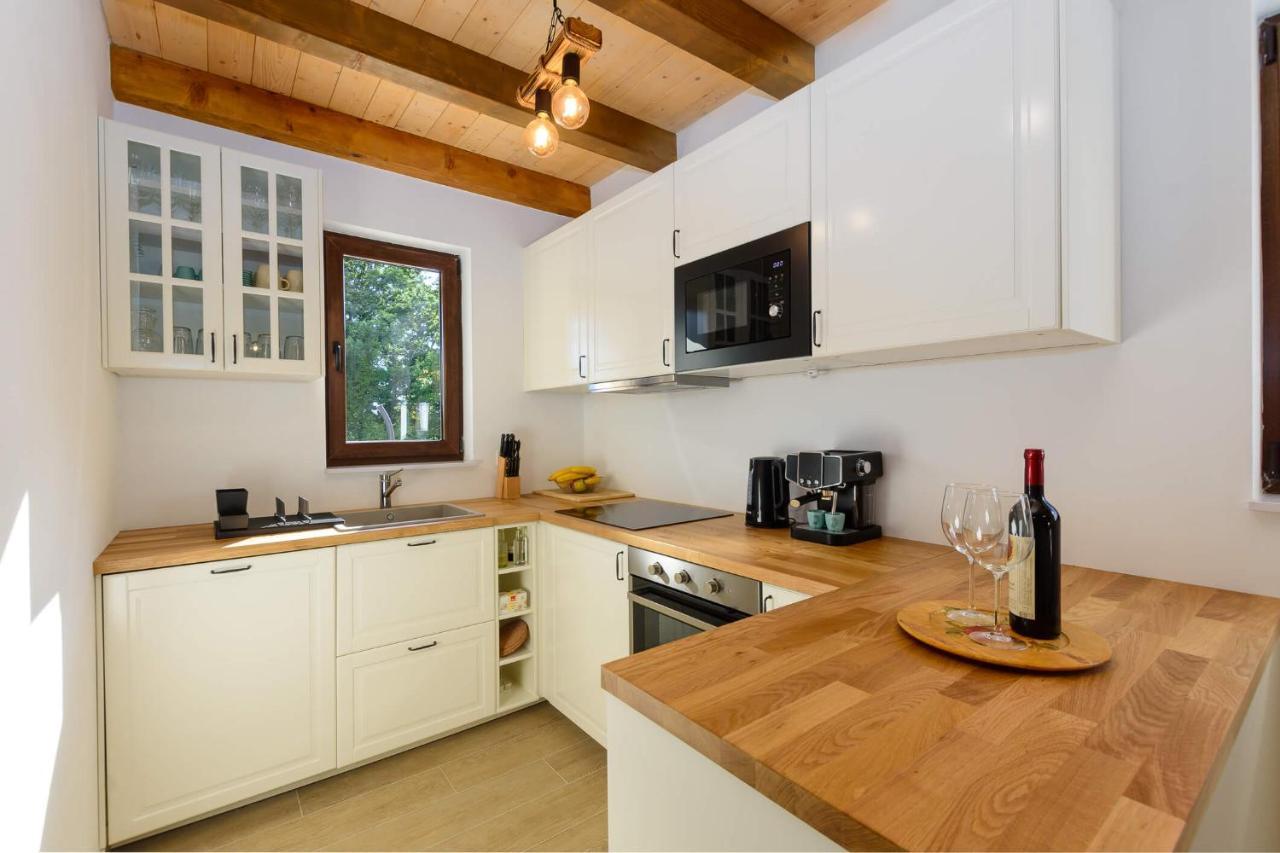 Villa David - Luxurious Secluded Villa With A Heated Pool Butkovići 외부 사진